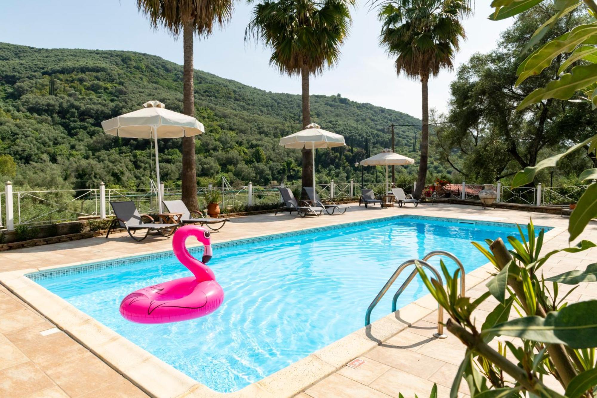 Golden Sun Aparthotel Parga Exterior photo